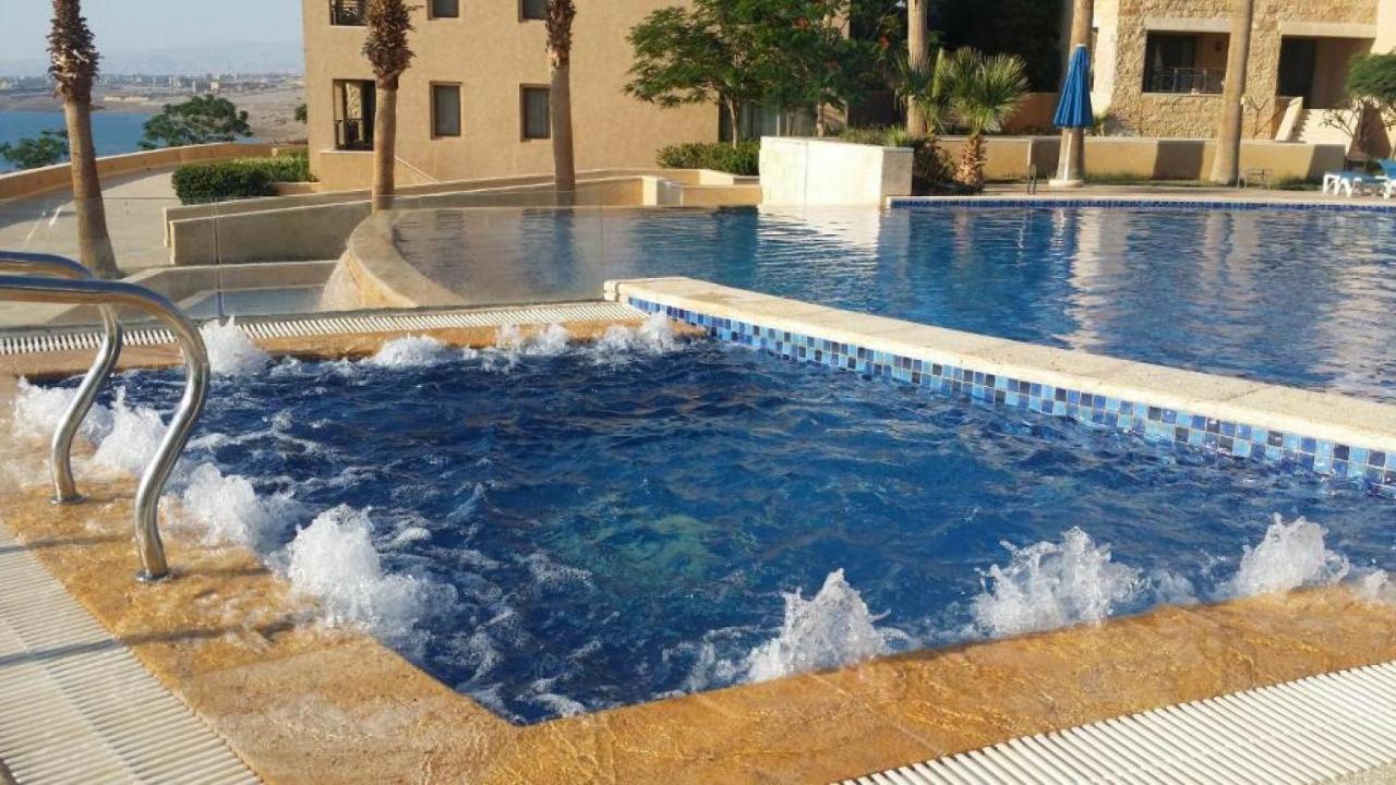 Comfy Stays Sea View Apartments At Deadsea Samarah Resort Sweimeh 外观 照片