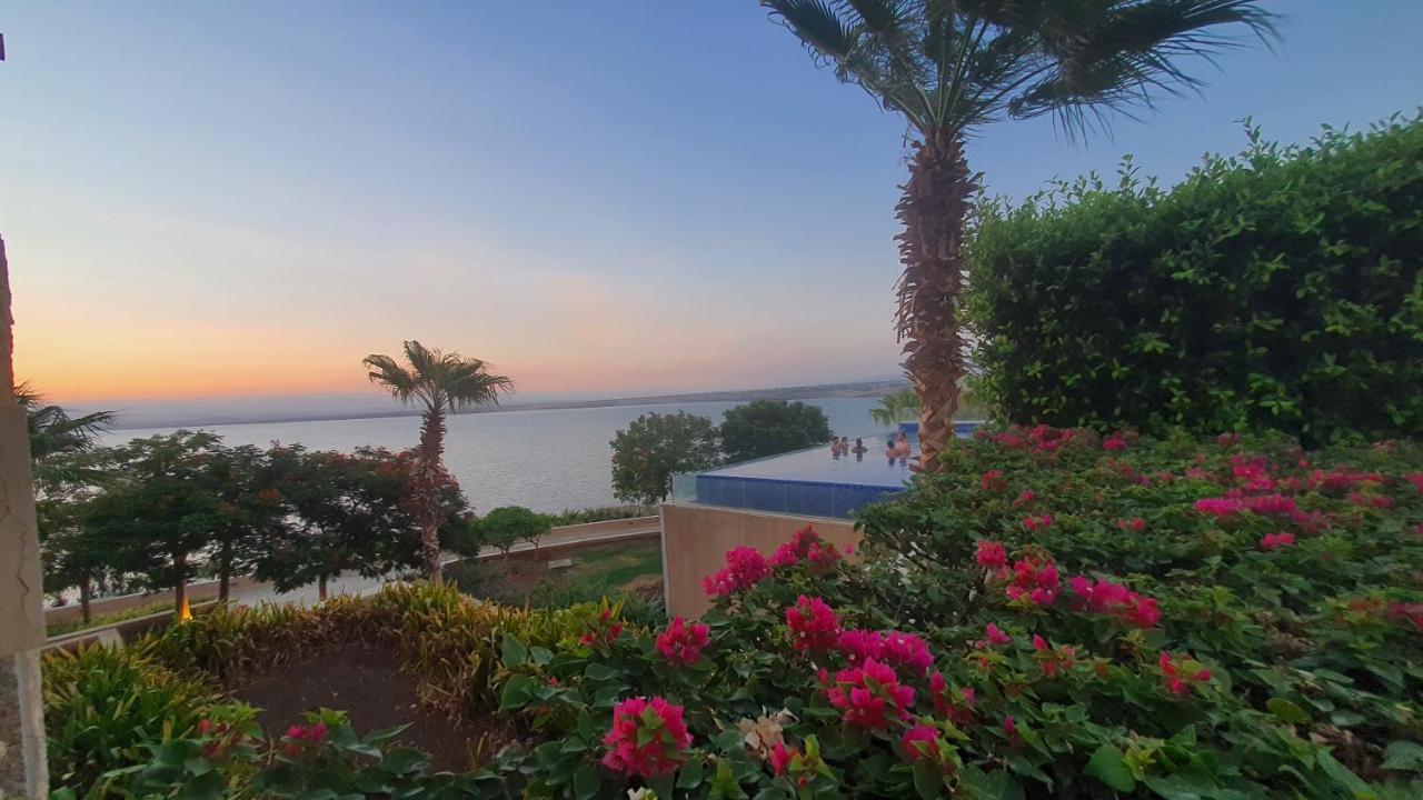 Comfy Stays Sea View Apartments At Deadsea Samarah Resort Sweimeh 外观 照片