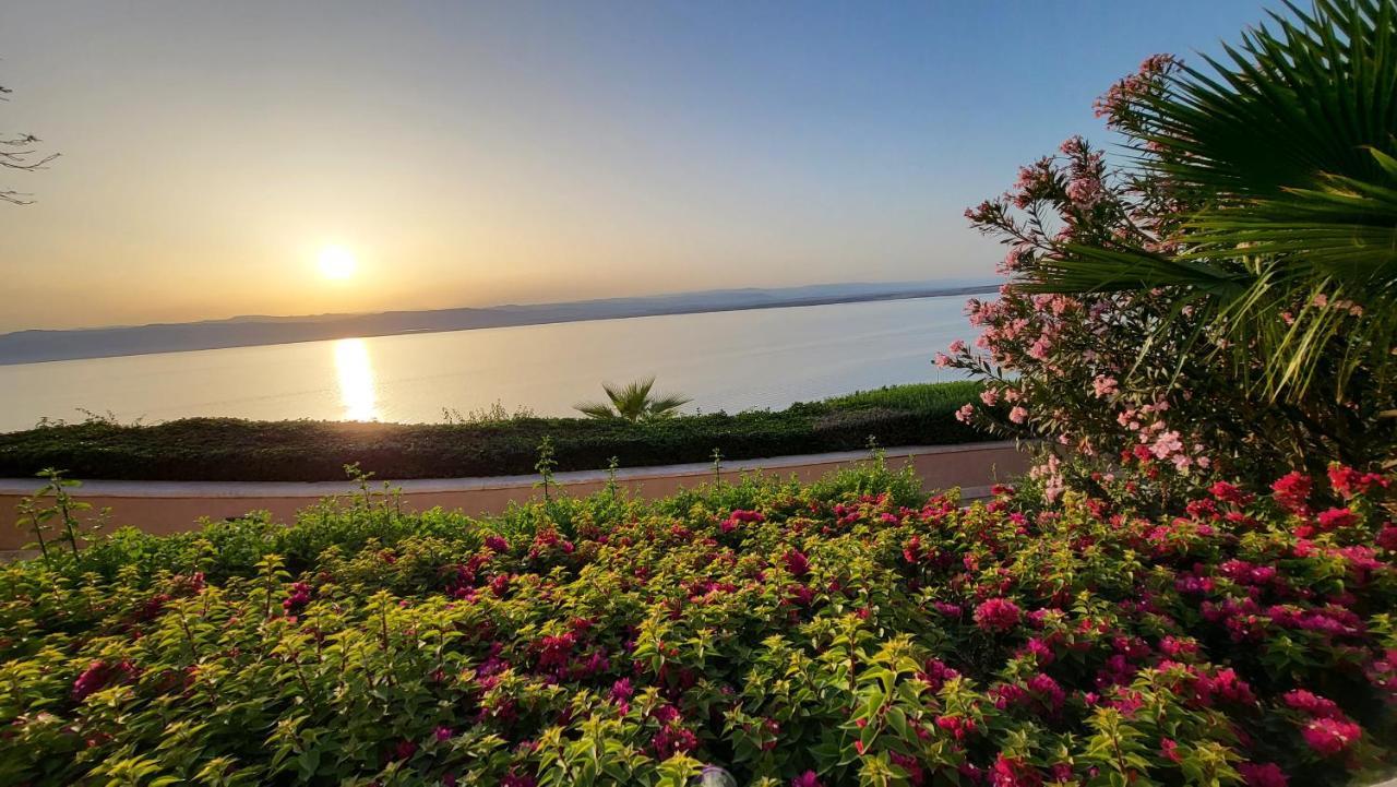 Comfy Stays Sea View Apartments At Deadsea Samarah Resort Sweimeh 外观 照片