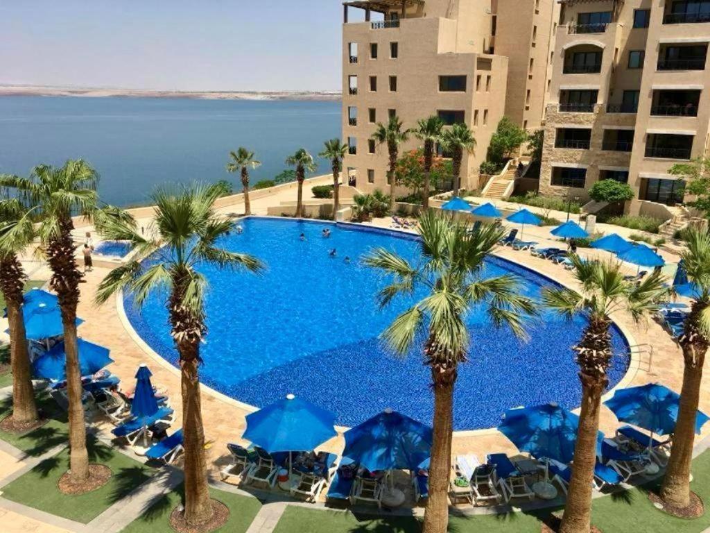 Comfy Stays Sea View Apartments At Deadsea Samarah Resort Sweimeh 外观 照片